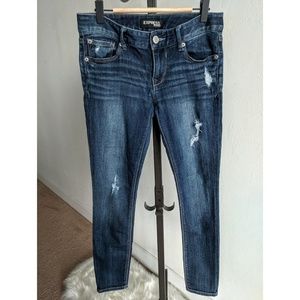 Express Ripped Indigo Jean Legging Short/Petite